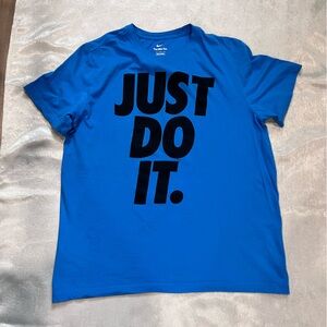 Adult Nike tee